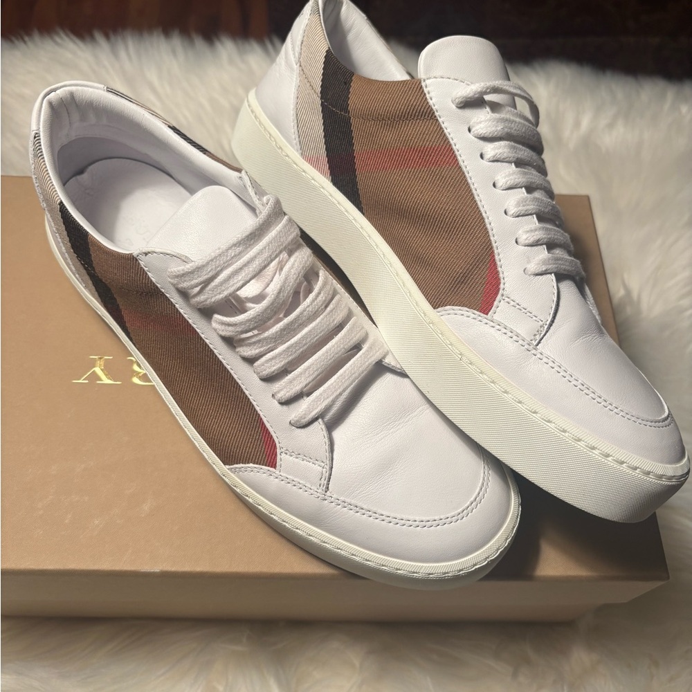Burberry White and Brown Women's Sneakers
